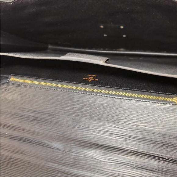 Authentic pre-owned Louis Vuitton epi black serviette conseiller briefcase - Picture 13 of 15